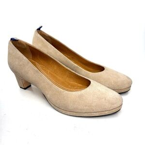 Dr. Liza Tan Suede Pumps | 9